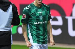 德甲赛程吃紧，斯图加特赛后手感冰凉，质疑声仍在，团队化学反应显著(德甲斯图加特阵容)-南宫棋牌