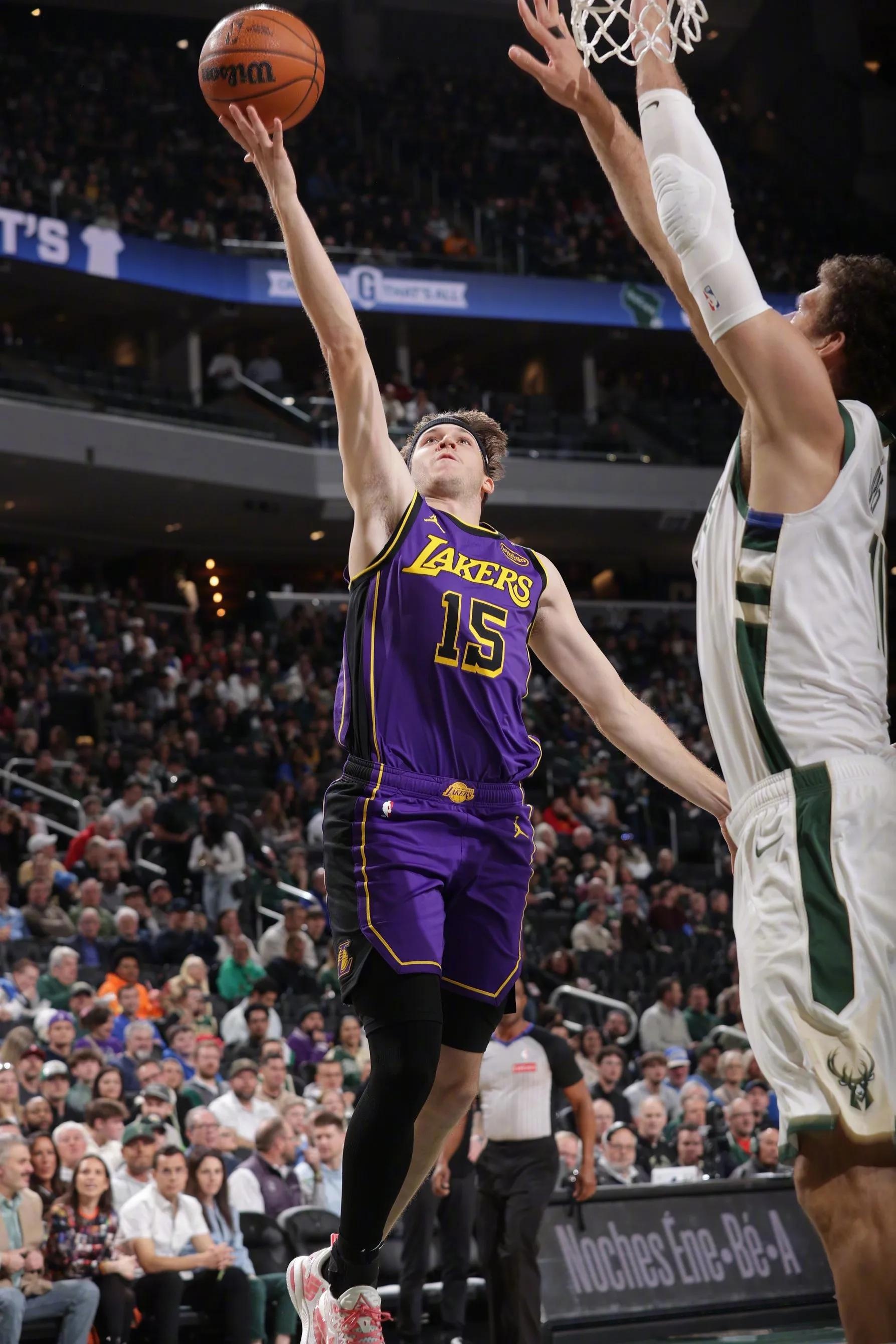 今晚中超焦点战，洛杉矶湖人刷新队史纪录，底气十足，训练强度明显提升的简单介绍