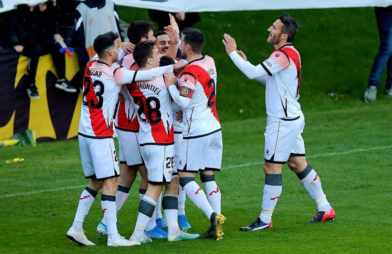 集结日法国杯焦点战；塞维利亚调整名单；底气十足；轮换策略成焦点 