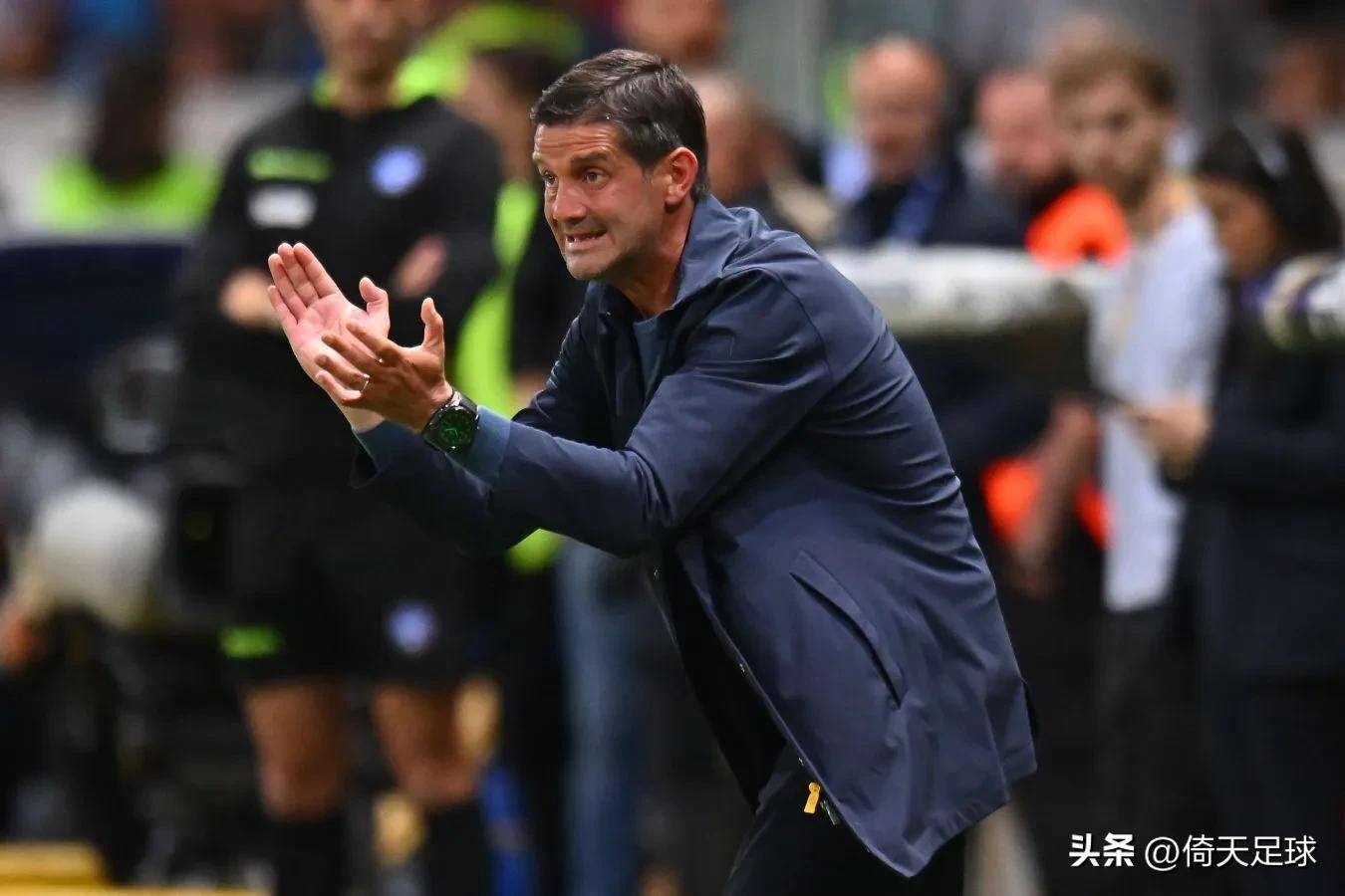 欧冠倒计时;拉齐奥今晨完成体检;细节引发关注;质疑声仍在;高层口径保持一致(拜仁欧冠客战拉齐奥的举换人牌子的女裁判) 欧冠倒计时;拉齐奥今晨完成体检;细节引发关注;质疑声仍在;高层口径保持一致(拜仁欧冠客战拉齐奥的举换人牌子的女裁判)