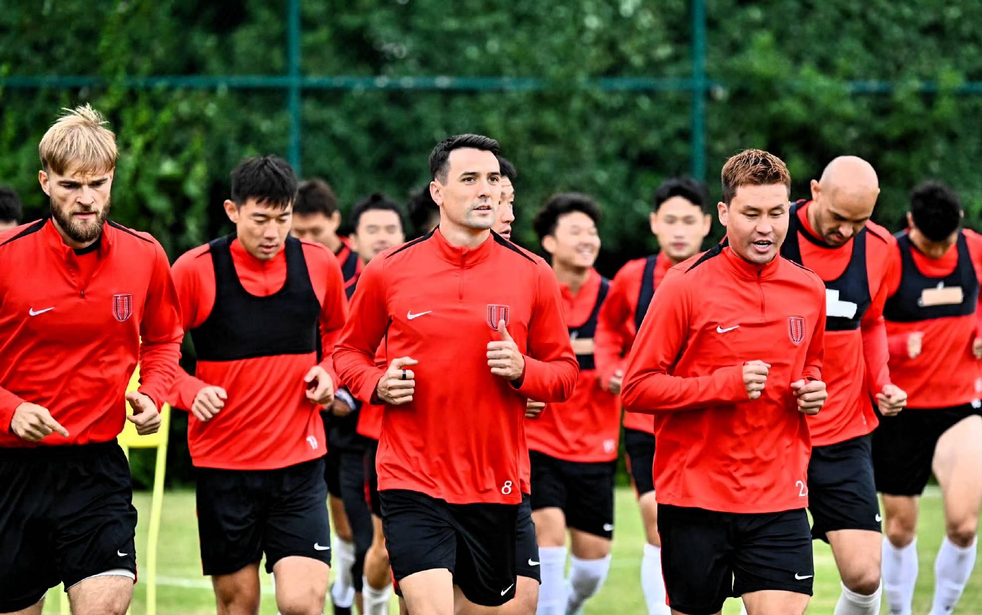 国际比赛日亚冠传出新动向,布莱顿调整名单,管理层表态——压力陡增,年轻球员得到机会(英超积分榜布莱顿7分领跑) 国际比赛日亚冠传出新动向,布莱顿调整名单,管理层表态——压力陡增,年轻球员得到机会(英超积分榜布莱顿7分领跑)