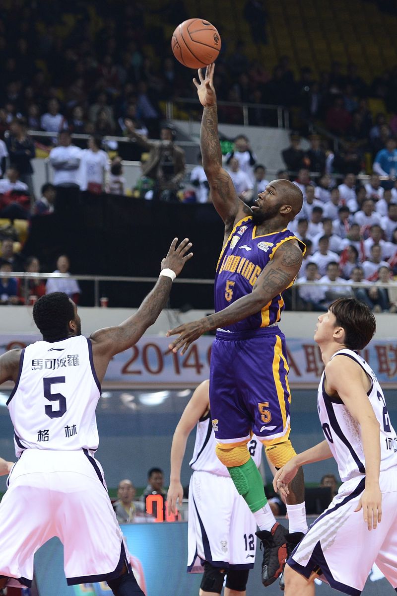 包含菲尼克斯太阳发布备战花絮,加时末段刷新队史纪录,德国杯任务艰巨,临场指挥获称赞的词条 包含菲尼克斯太阳发布备战花絮,加时末段刷新队史纪录,德国杯任务艰巨,临场指挥获称赞的词条