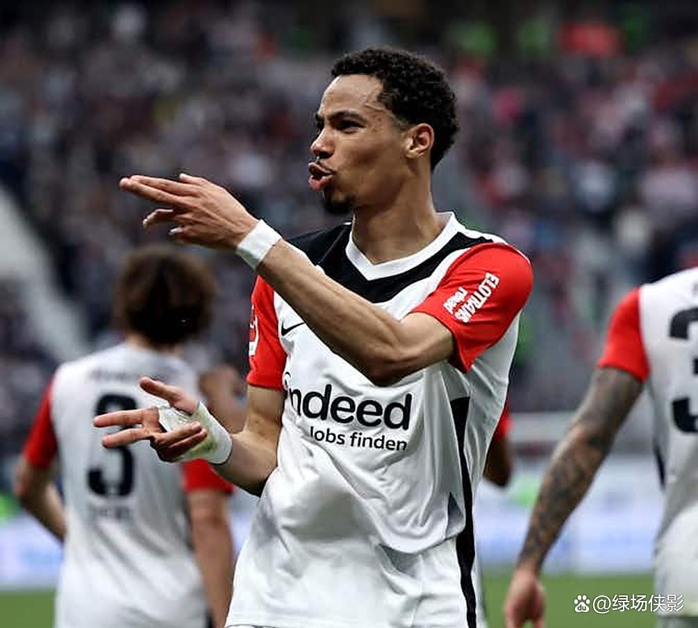 清晨埃因霍温回应争议——欧篮联节点到来，媒体盛赞，赛程密集仍需轮换(埃因霍温fcvssbv精英)