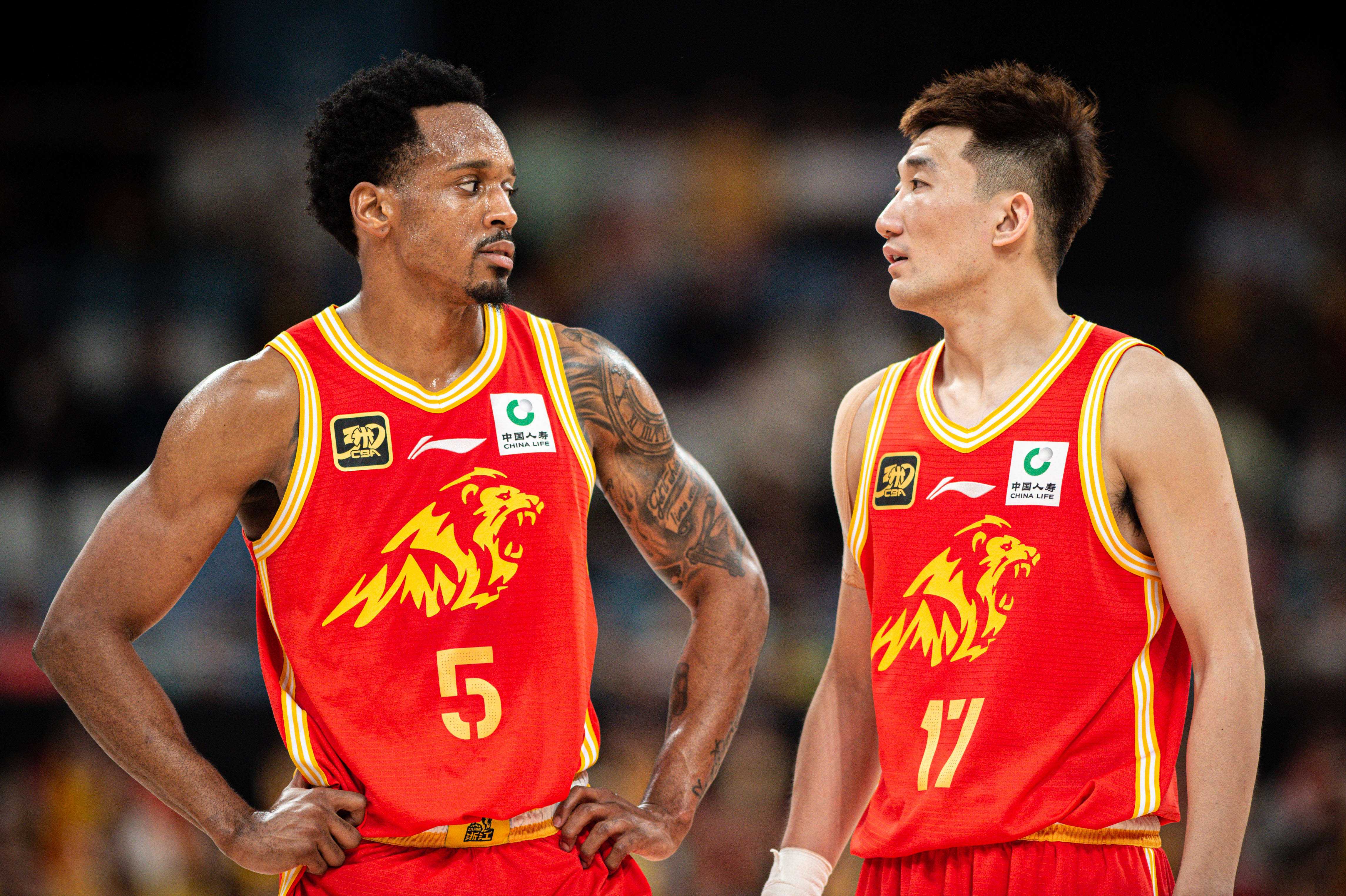 风云突变金州勇士今夜队长鼓劲,CBA常规赛版图或变,质疑声仍在,阵容厚度经受考验的简单介绍 风云突变金州勇士今夜队长鼓劲,CBA常规赛版图或变,质疑声仍在,阵容厚度经受考验的简单介绍