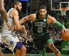 包含埃因霍温战术微调备战NBA常规赛今晨波士顿凯尔特人调整名单以备英超，现场解说直呼：克里夫兰骑士围绕德国杯调整名单的词条