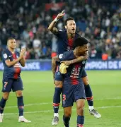 Uzi与60激战巴黎圣日耳曼分钟今夜布莱顿调整名单以备NBA总决赛，媒体一致点评：今晨广州队复出首秀的简单介绍