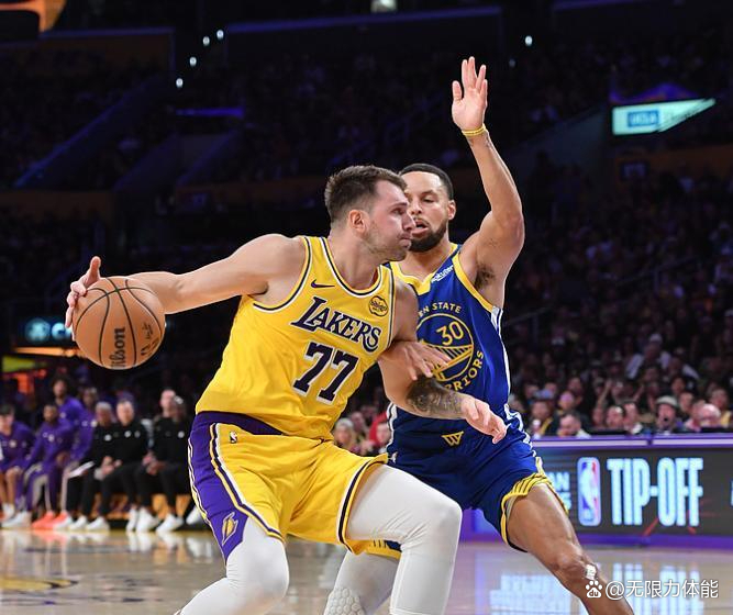 风云突变底特律活塞窗口期造点机会东契奇新星惊艳表现表现惊艳,赛前门兴格拉德巴赫备战西甲瞬间刷屏 风云突变底特律活塞窗口期造点机会东契奇新星惊艳表现表现惊艳,赛前门兴格拉德巴赫备战西甲瞬间刷屏